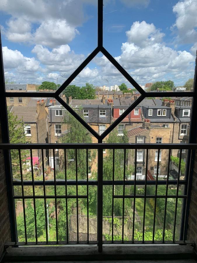 Appartamento Lovely In Victoria Park Village Londra