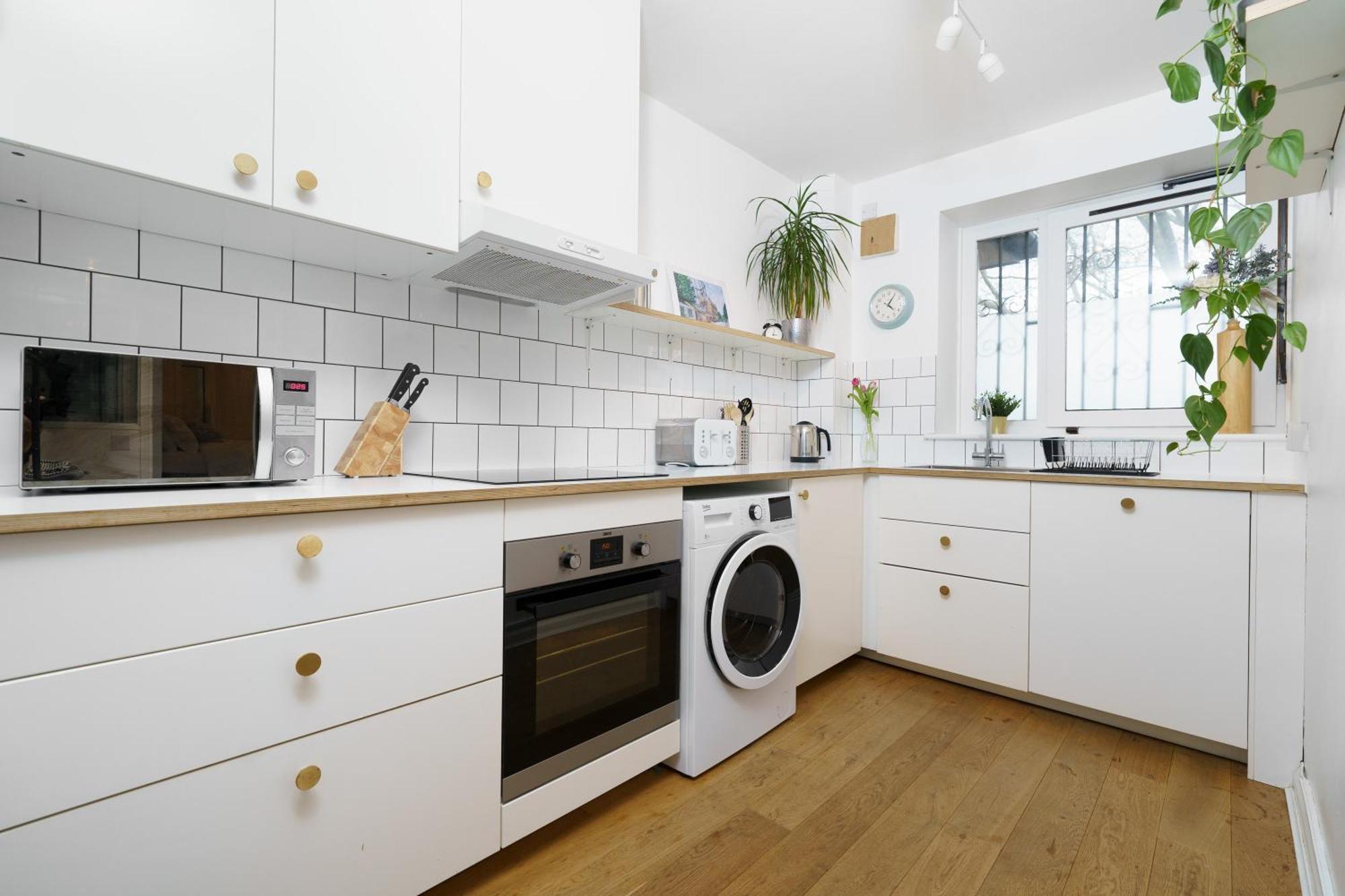 Appartamento Lovely In Victoria Park Village Londra