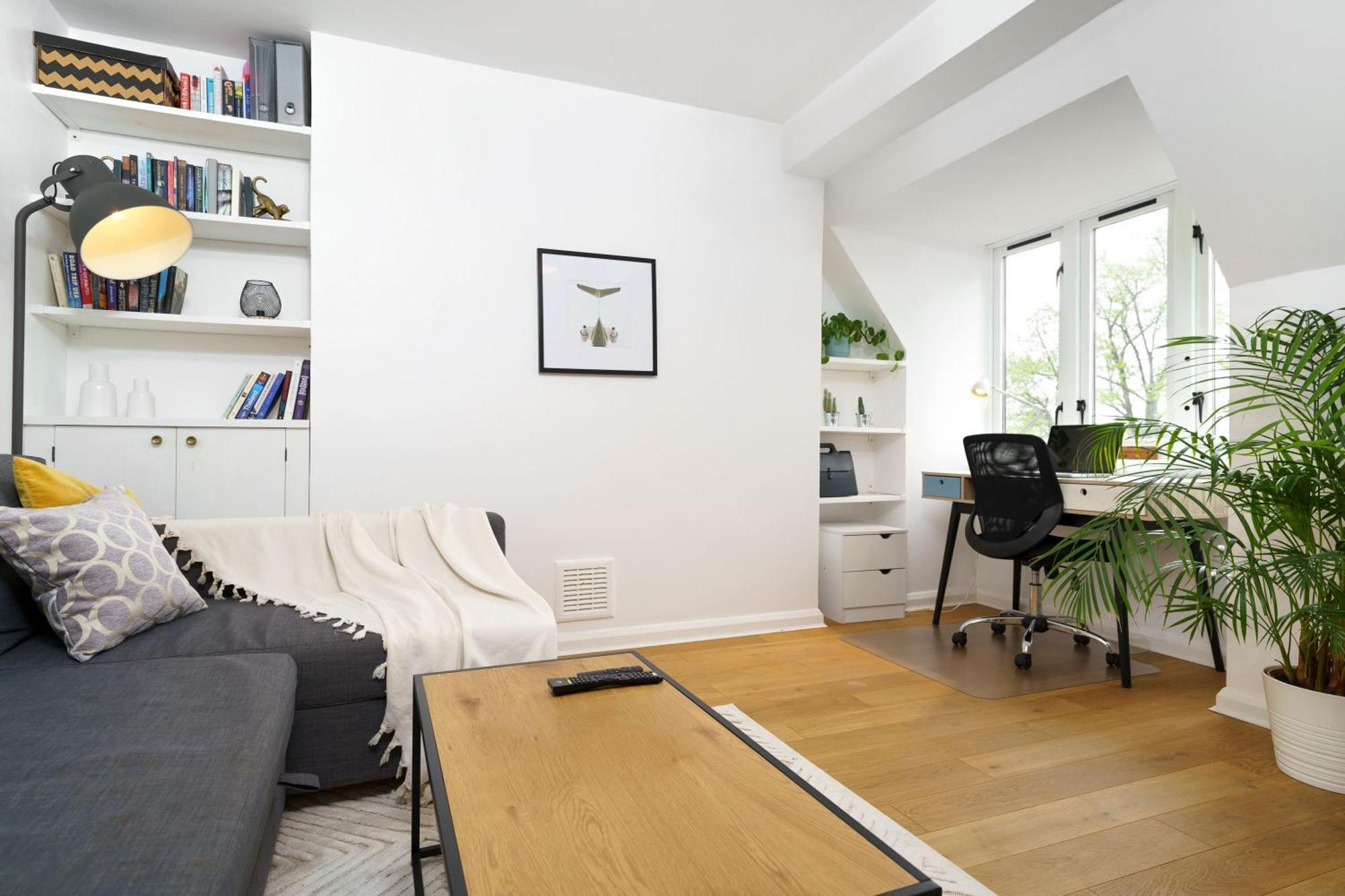 Appartamento Lovely In Victoria Park Village Londra